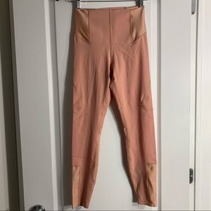 NWOT Nike Tech Pack Leggings